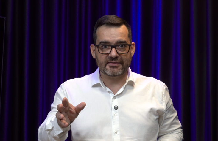 O marketing político do “soma ou some”