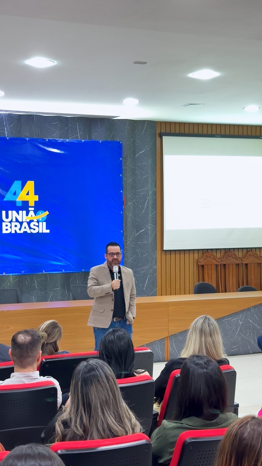 Palestra para candidatos a vereador e nominata em Ariquemes